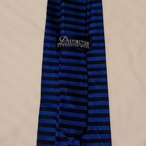 Distinction executive wear necktie